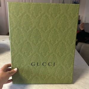 ✨✨GUCCI BOX EMPTY ✨✨FOR SALE💚🖤